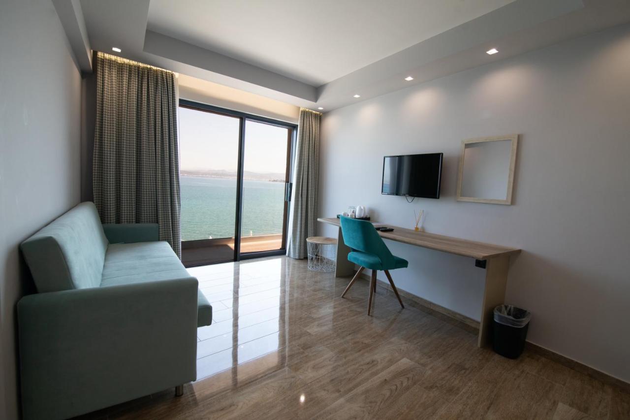Aianteion Bay Luxury Hotel & Suites Aiándion Dış mekan fotoğraf