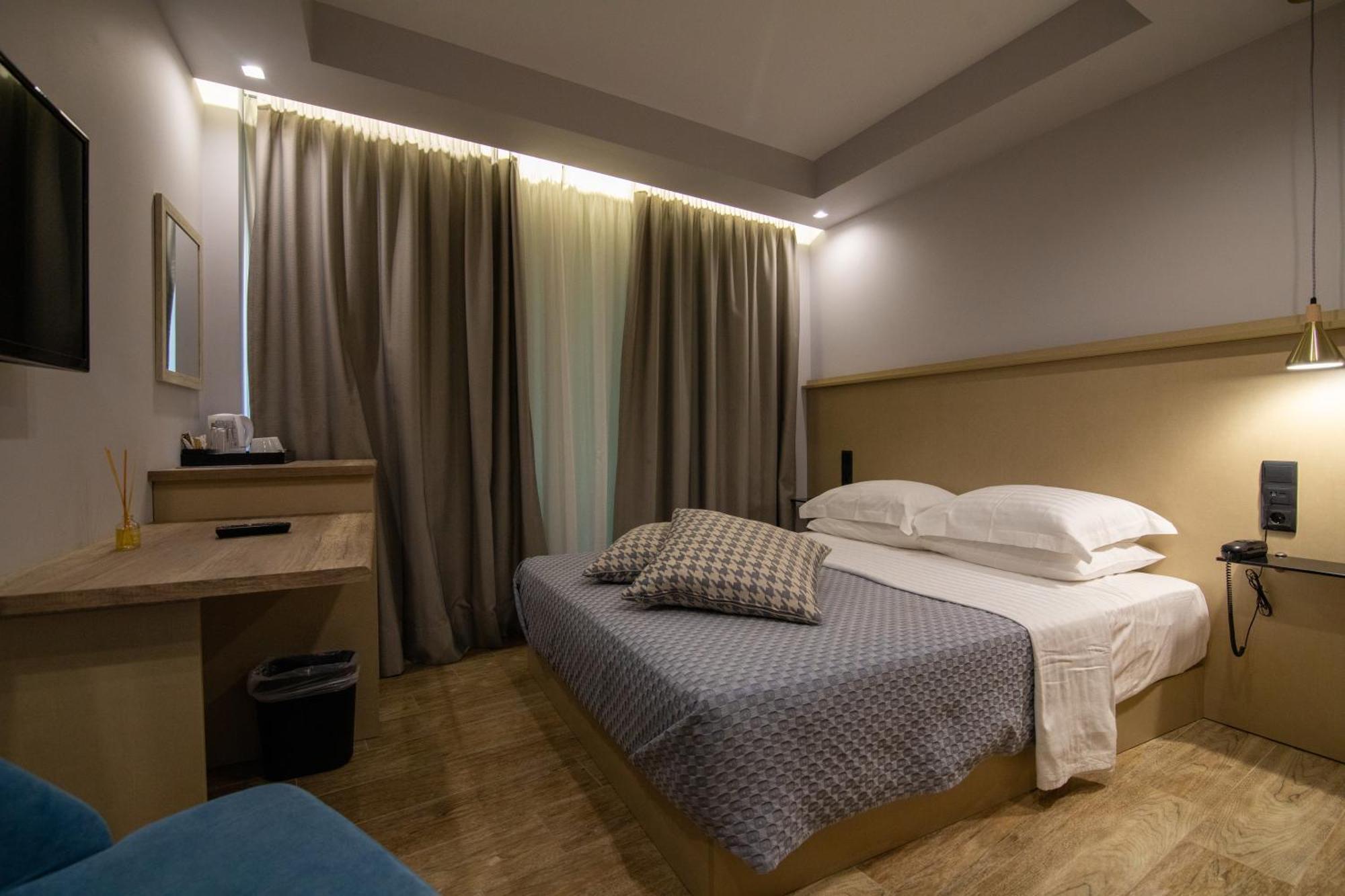 Aianteion Bay Luxury Hotel & Suites Aiándion Oda fotoğraf